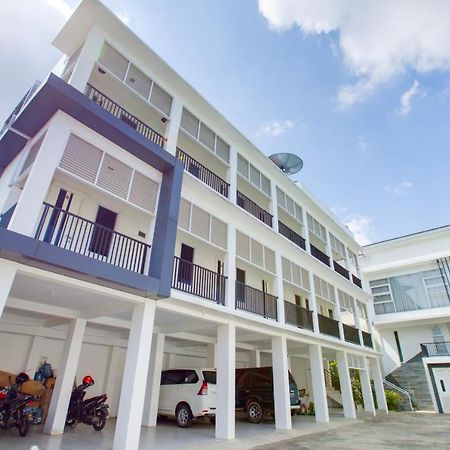 Oyo 3279 Joy Residence Samarinda Exterior photo